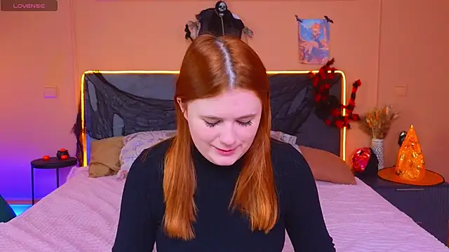 Eva Starlight online show from 10/26/25, 04:07