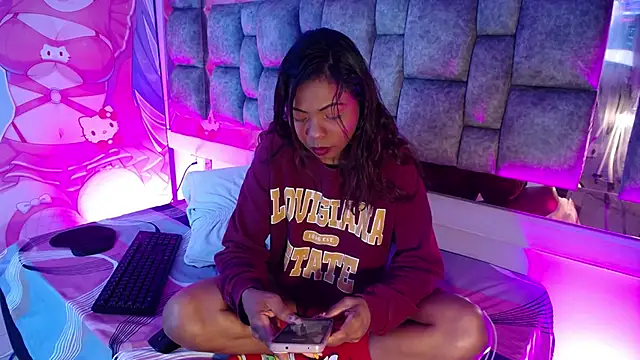 Agata Grubisic online show from 10/30/25, 03:52