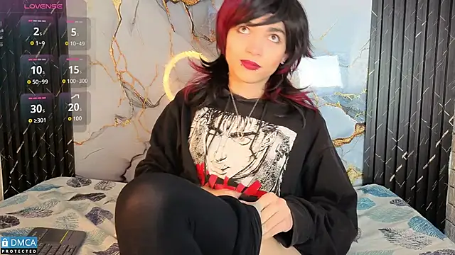 MaeveKuro online show from 11/10/25, 03:38