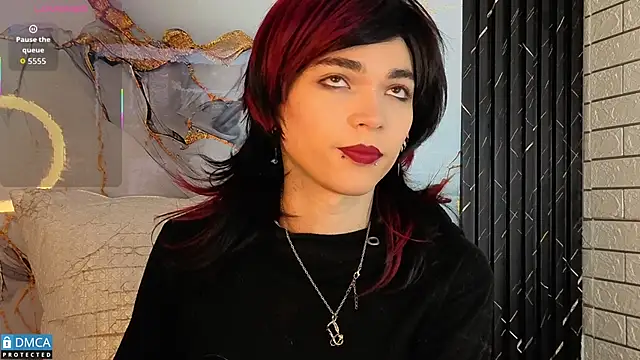 MaeveKuro online show from 11/11/25, 03:06