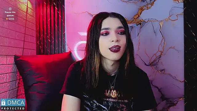 MaeveKuro online show from 07/10/26, 03:00