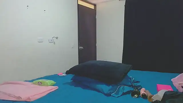 roxanasexy2025 online show from 11/25/25, 02:17