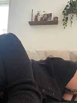 Snapshot of SwedishAstrid chatting on 02/10/26, 10:19 SwedishAstrid online show from 02/10/26, 10:19