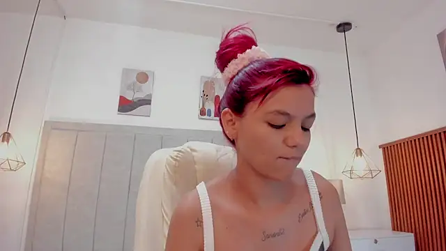 gime lara online show from 11/25/25, 11:43