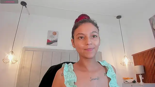 gime lara online show from 04/30/26, 07:42