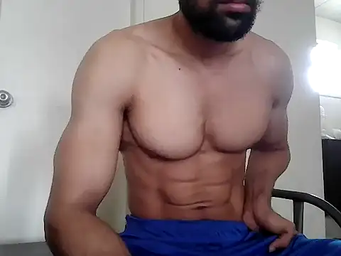 Snapshot of fitbuddy1 chatting on 04/22/26, 09:11 fitbuddy1 online show from 04/22/26, 09:11