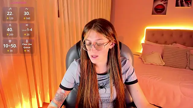 Emily Warren  online show from 04/01/26, 08:17