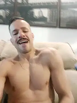 juniortche1313 online show from 11/04/25, 04:39