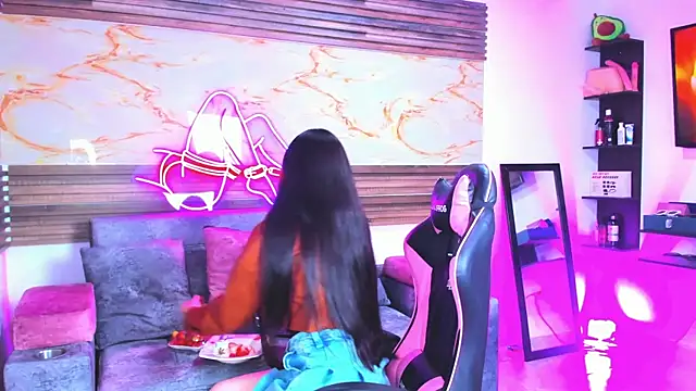 Cloe roouse online show from 04/19/26, 02:05