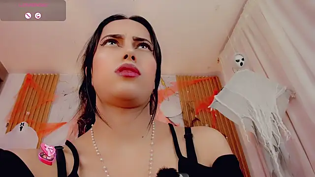 ValeriCardenas online show from 10/29/25, 01:08