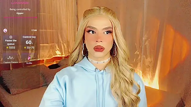 Dalila moan online show from 12/19/25, 11:01