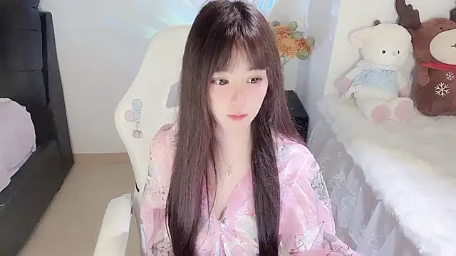 Milla-z online show from 09/15/25, 11:21