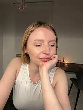 Snapshot of EvaBrooklyn chatting on 03/02/25, 05:36 EvaBrooklyn online show from 03/02/25, 05:36