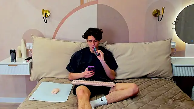 TravisRevas online show from 02/18/26, 02:46