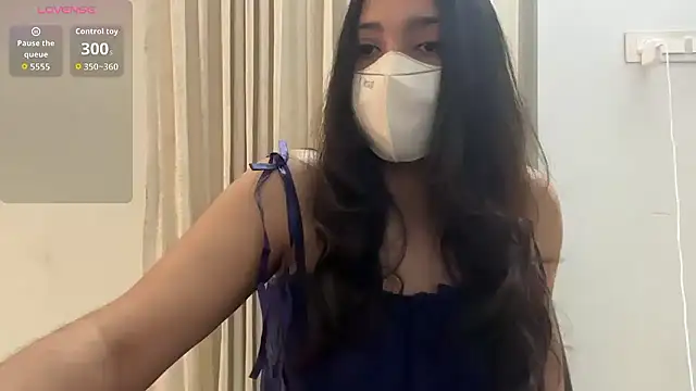 oviyakalra online show from 10/29/25, 03:31