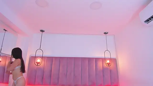 Haily b online show from 11/10/25, 07:57