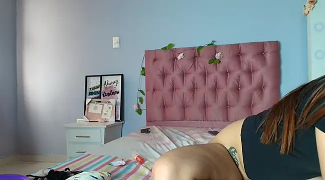 Snapshot of yousweet-Scarett chatting on 03/01/25, 09:48 yousweet-Scarett online show from 03/01/25, 09:48