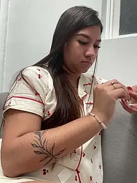 Snapshot of yousweet-Scarett chatting on 09/20/25, 03:13 yousweet-Scarett online show from 09/20/25, 03:13