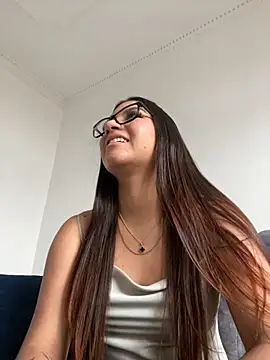 Snapshot of yousweet-Scarett chatting on 10/15/25, 07:36 yousweet-Scarett online show from 10/15/25, 07:36