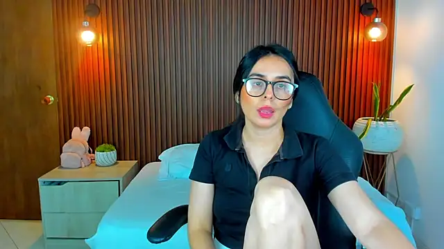 Snapshot of zakia23_ chatting on 03/14/25, 07:01 zakia23 online show from 03/14/25, 07:01