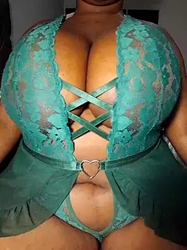 wamie12 online show from 11/26/25, 09:38