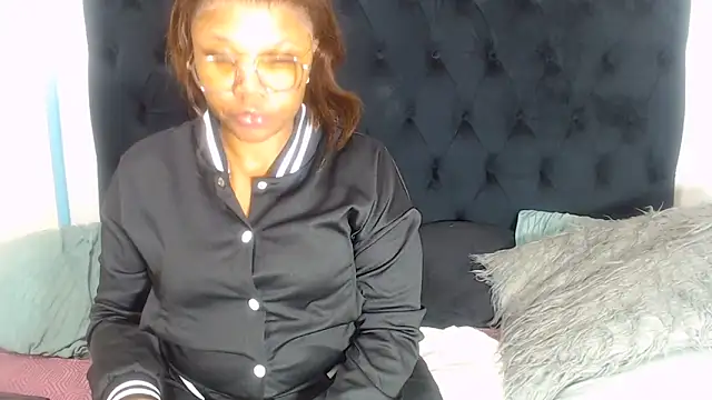 BootyClitQueen online show from 06/05/26, 01:50