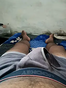 Snapshot of abbai_dengutha chatting on 03/08/25, 01:03 abbai dengutha online show from 03/08/25, 01:03