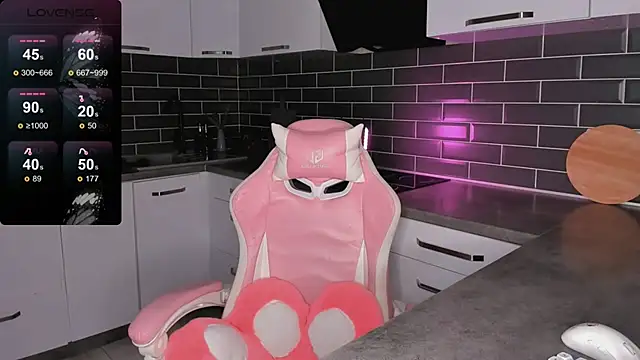 ShaiyaMinn3 online show from 02/26/26, 05:23