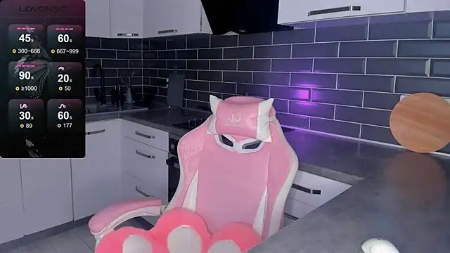 ShaiyaMinn3 online show from 04/11/26, 05:17