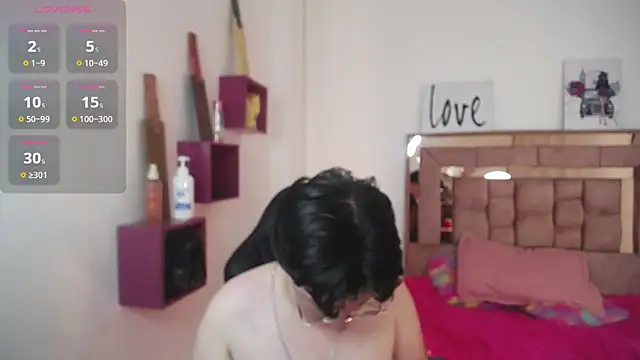 safyka online show from 10/03/25, 02:19