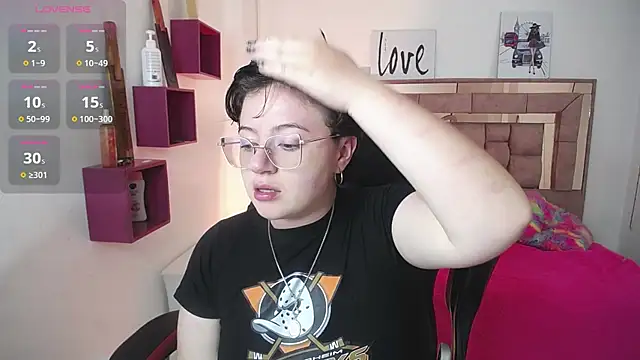 safyka online show from 11/05/25, 01:38