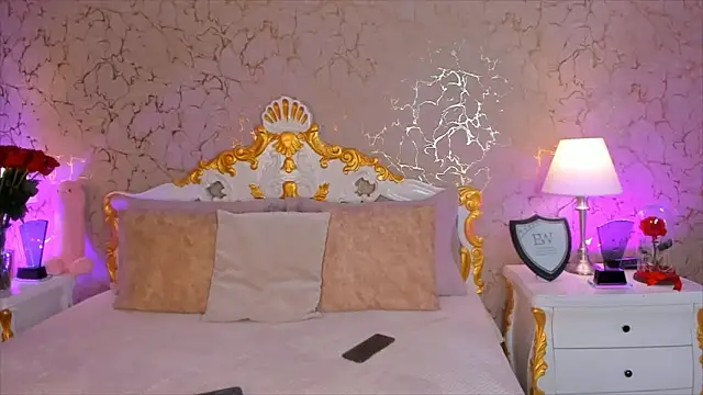 ScarlettWallace online show from 09/19/25, 08:42