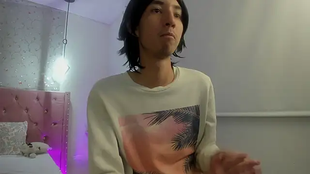 Snapshot of loverisu-coral chatting on 02/21/26, 11:28 loverisu-coral online show from 02/21/26, 11:28