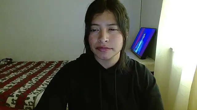 saralo   online show from 04/05/26, 07:55