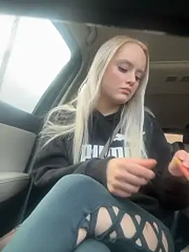 sluttypumpkin online show from 01/11/26, 08:58