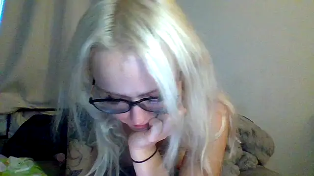 Snapshot of sluttypumpkin chatting on 07/08/26, 03:05 sluttypumpkin online show from 07/08/26, 03:05