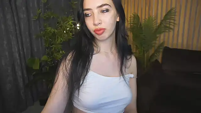 WildKittenX  online show from 10/06/25, 05:49