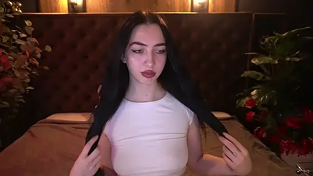 WildKittenX  online show from 04/16/26, 05:41