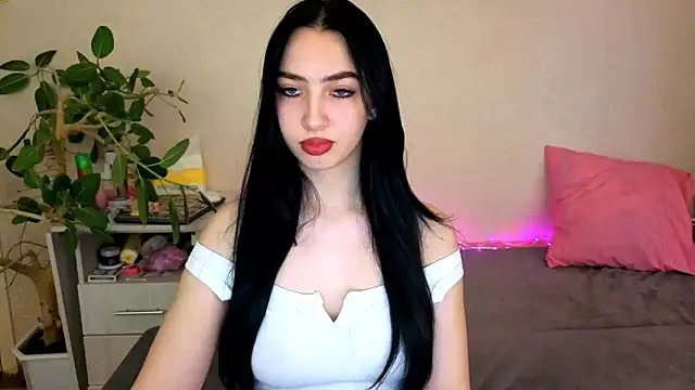 WildKittenX  online show from 05/20/26, 05:13