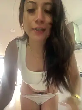 Mila LS online show from 10/29/25, 01:13