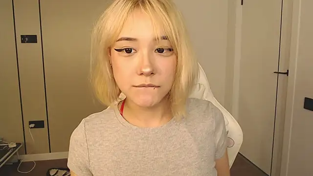 ka00ru chan online show from 07/27/26, 06:15