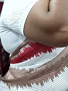 abinaya26 online show from 10/31/25, 05:41