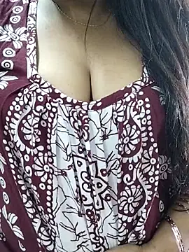 abinaya26 online show from 03/17/26, 04:17