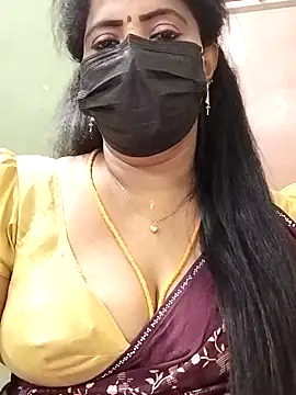 Snapshot of abinaya26 chatting on 05/20/26, 06:36 abinaya26 online show from 05/20/26, 06:36