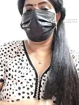 Snapshot of abinaya26 chatting on 05/21/26, 06:42 abinaya26 online show from 05/21/26, 06:42