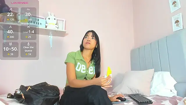 Snapshot of mary_cute9 chatting on 09/29/25, 12:10 mary cute9 online show from 09/29/25, 12:10