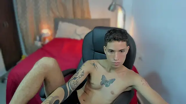 Snapshot of domi_master chatting on 11/05/25, 02:55 domi master online show from 11/05/25, 02:55