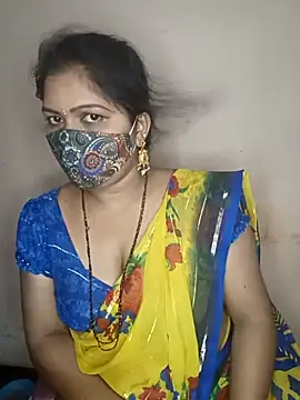 Snapshot of Bagi-Sexy chatting on 03/18/25, 06:59 Bagi-Sexy online show from 03/18/25, 06:59