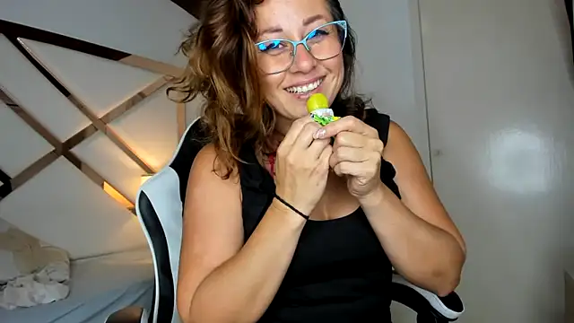 Allison greey online show from 12/15/25, 07:40