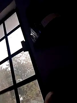 crisssalazar online show from 03/12/25, 01:40